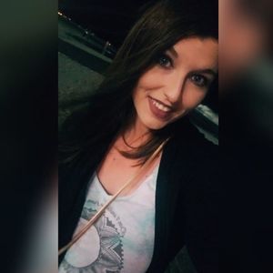 Meet your Posher, Melanie